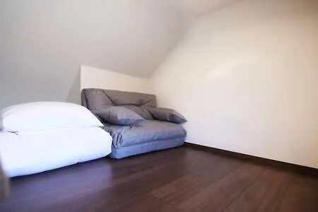 Close To Station, Quiet Area, Central Shinjuku, Room 203 Tokyo Apartment